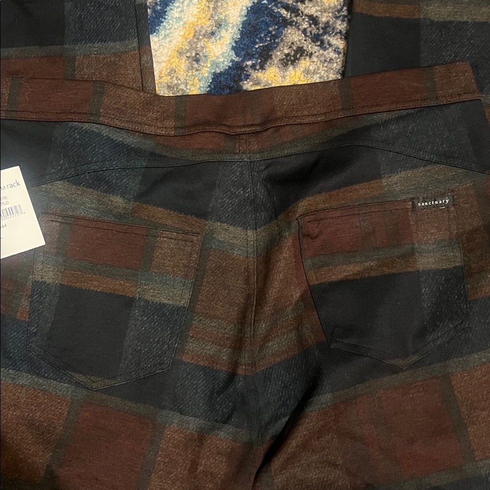 Plaid Brown and Blue pull on stretch size XL NWT - Picture 5 of 5